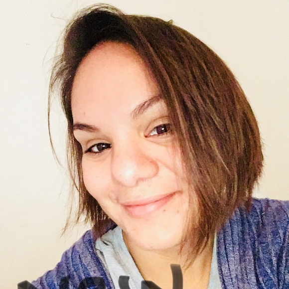 Meet your Posher, Julia - Picture 1 of 4